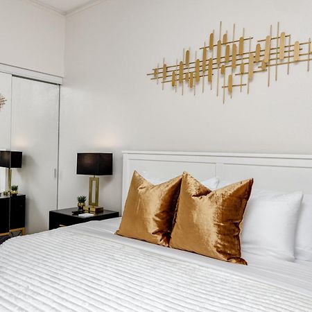 Elegant Waterfront Place For Two/Boca Ciega Resort Сейнт Питърсбърг Екстериор снимка