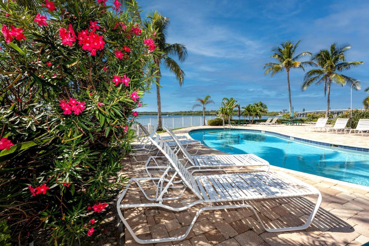 Elegant Waterfront Place For Two/Boca Ciega Resort Сейнт Питърсбърг Екстериор снимка