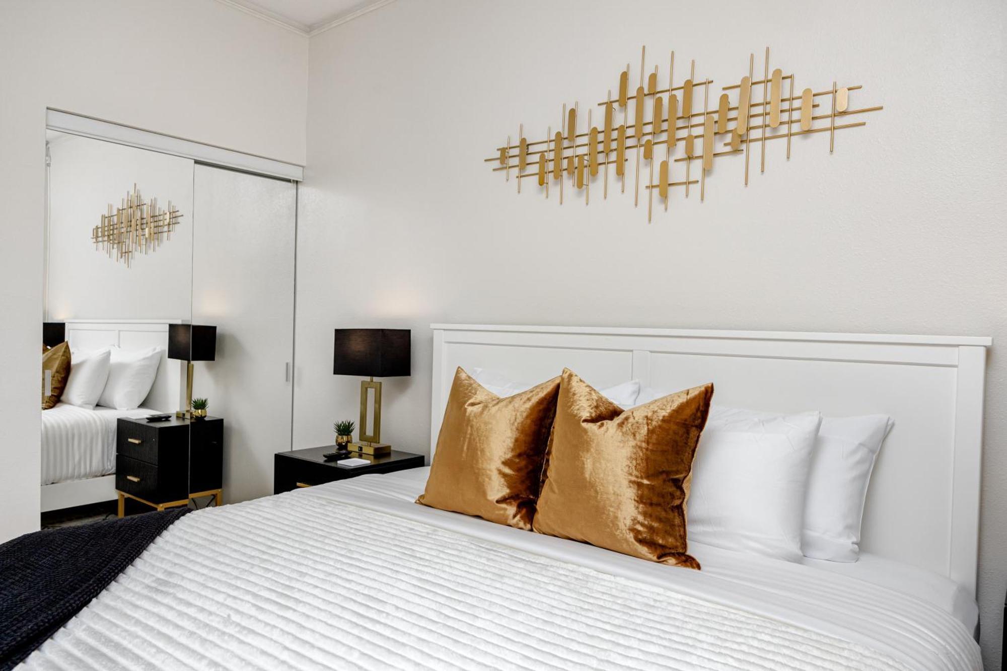 Elegant Waterfront Place For Two/Boca Ciega Resort Сейнт Питърсбърг Екстериор снимка